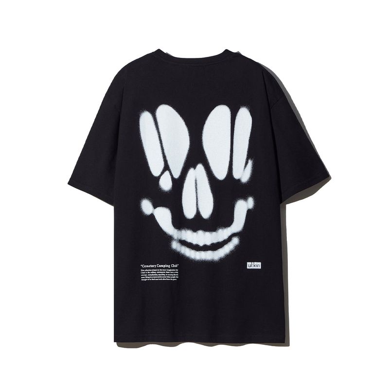 Smudging Skull Graphic T-shirt_Black
