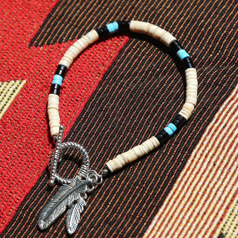 KND（ケイエンド）の「NA shell & turquoise beads bracelet（Accessories）」