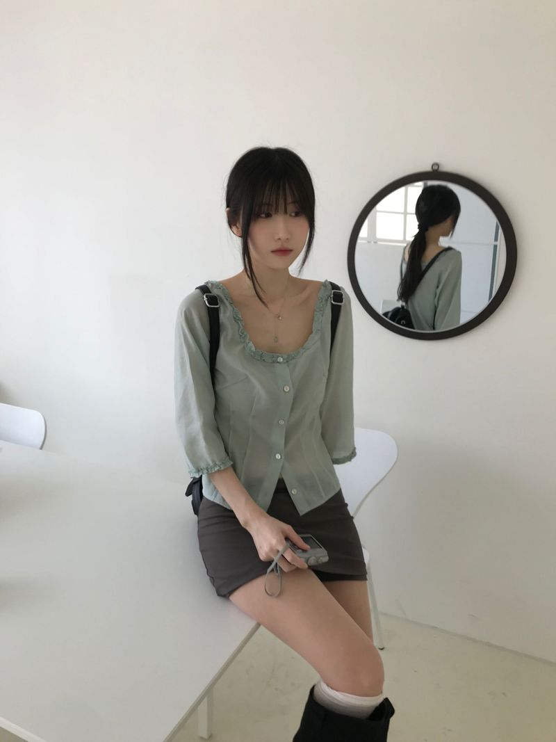 Miel frill blouse (3 colors)