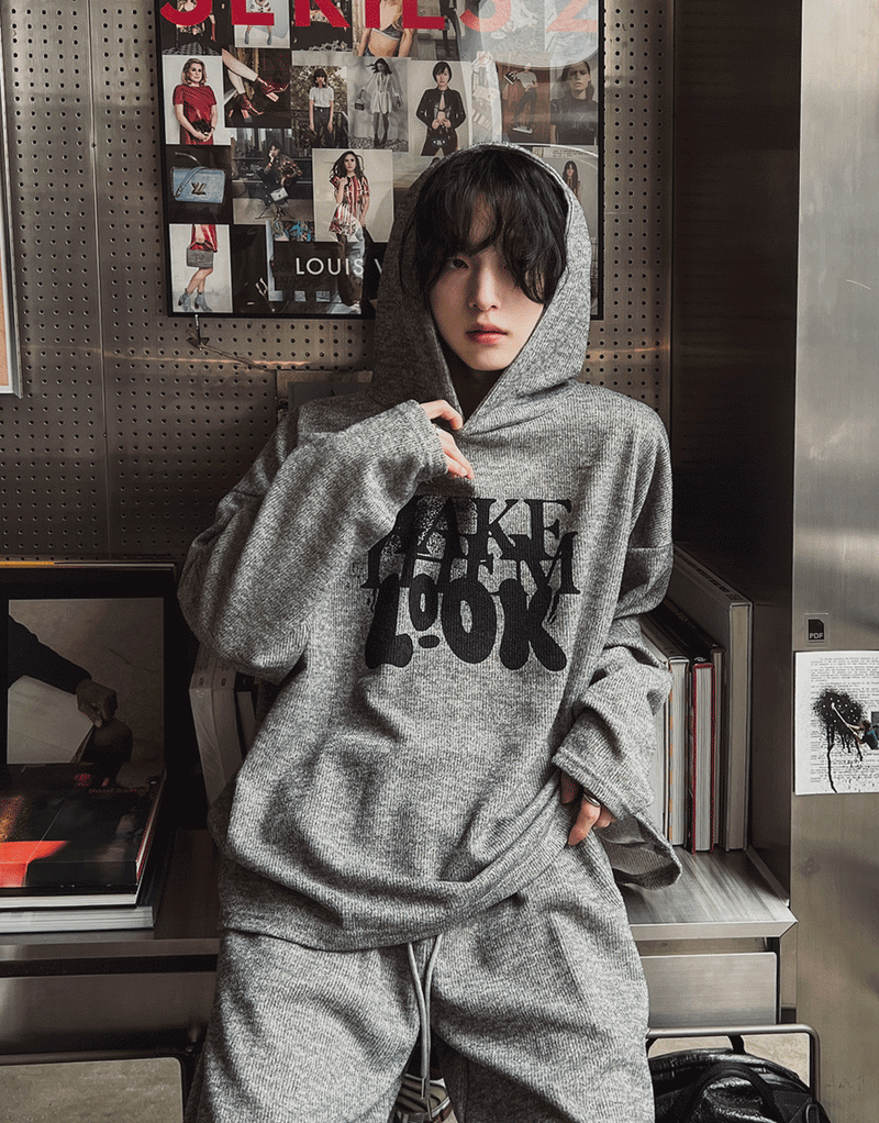 2PLAN（ツープラン）の「パフィーレタリングニットフード (3 color)（Tops）」