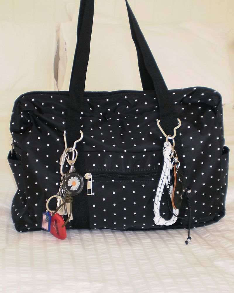Cuzie Big Dot Shoulder Bag