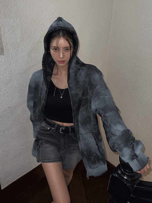 ULAN(ユレン)の「Dirty Spray Camo Warmer Hooded Zip-Up(Tops)」