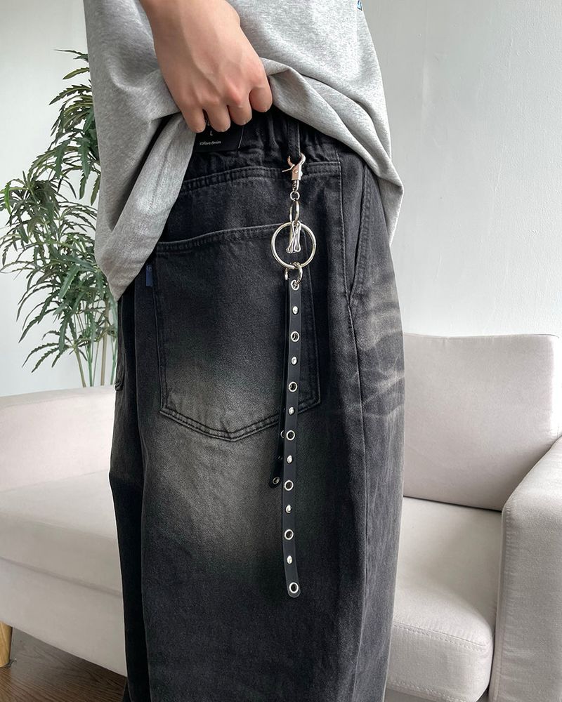 Eyelet long key ring