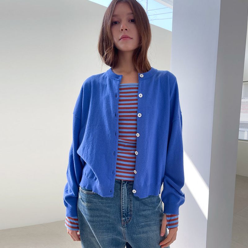 RAVEROUS（レイバロス）の「Loose Fit  Round Neck Knit Cardigan _Blue（Tops）」