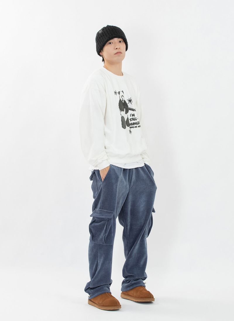 HUNGRY PANDA SWEATSHIRT (IVORY)