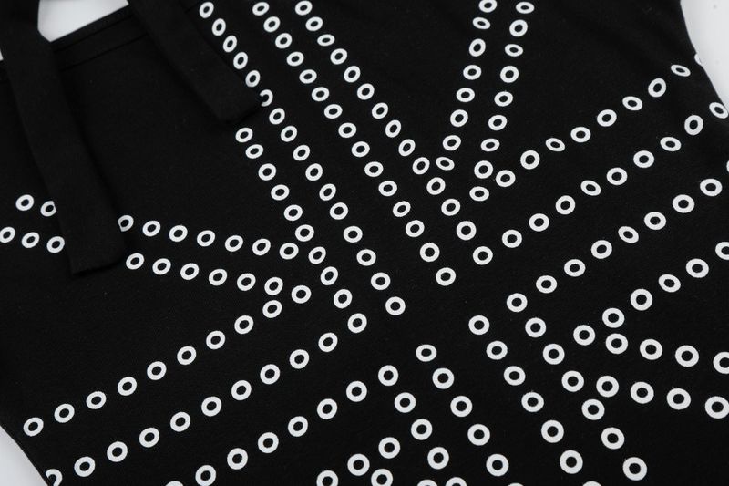 Nua Modern Stud Pattern Top