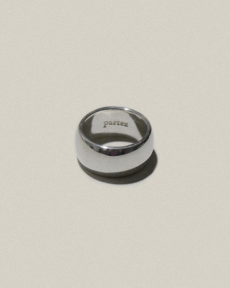 Line bold ring