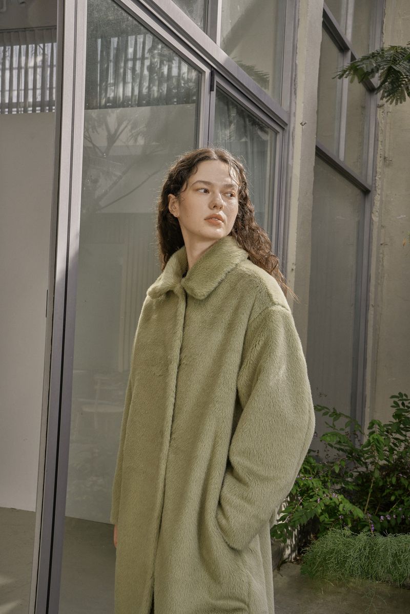 FAKE FUR LONG COAT_GREEN TEA