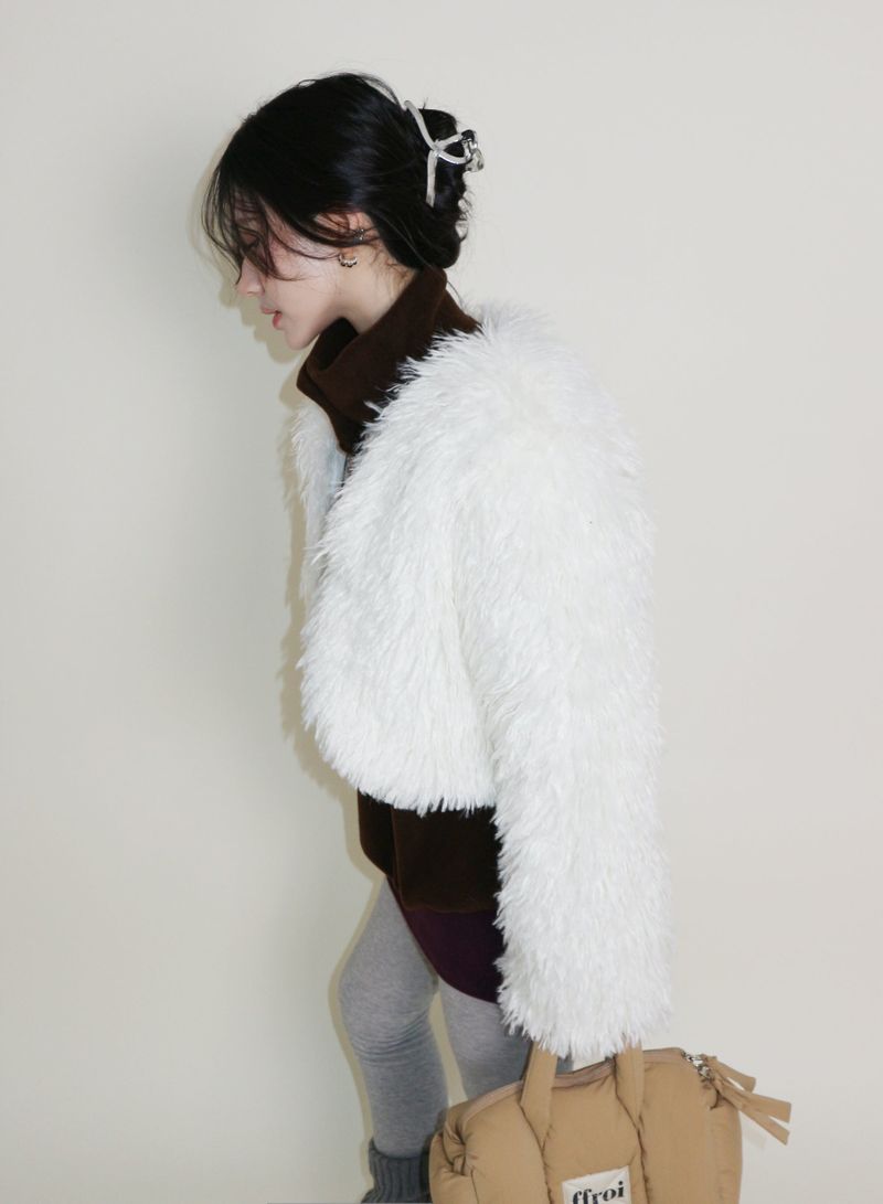Angel Hairri Fur Bolero Short Jacket (Semi Cropped Jacket)