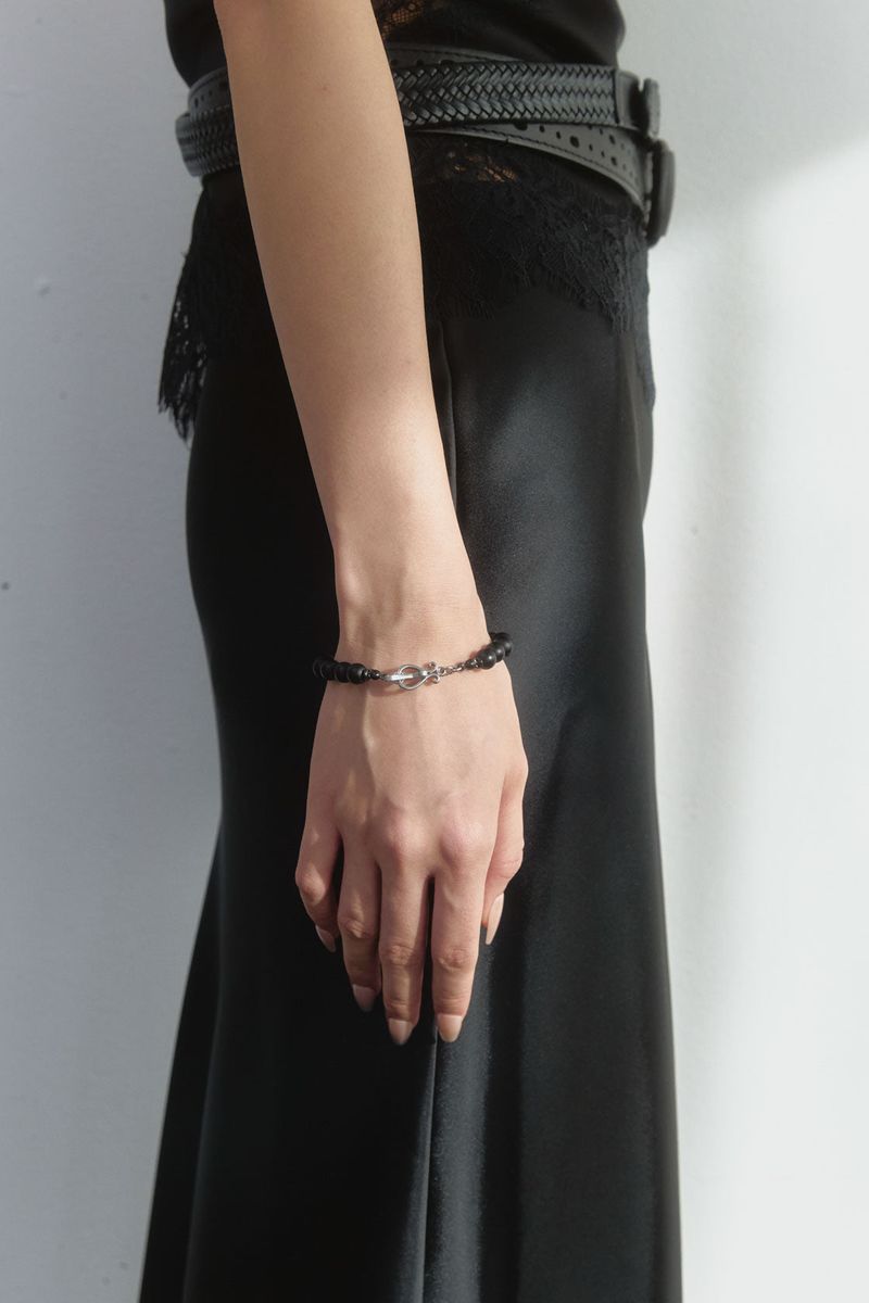 Onyx toggle bracelet (2 size)