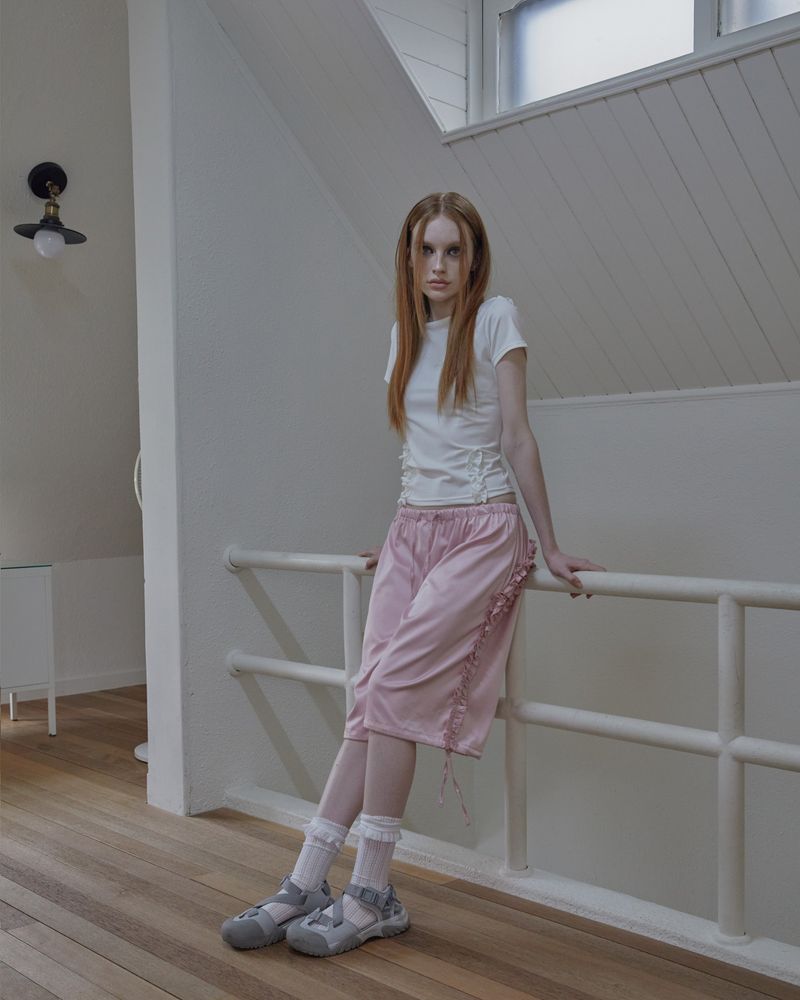satin ruffle track pants / pink
