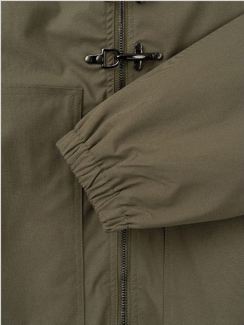 (UNISEX) Buckle Hood Jumper
