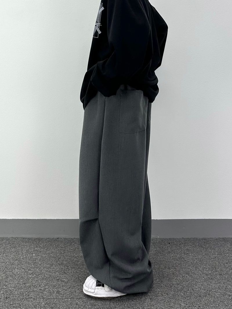 One-Tuck Slacks Balloon