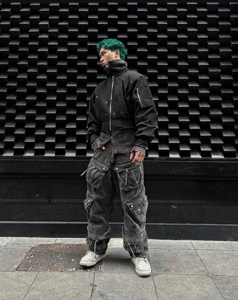 WINDBREAKER BOMBER JACKET