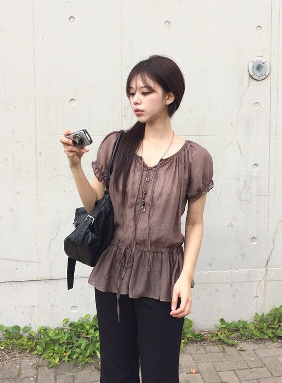 anyonemore（エニーワンモアー）の「Rimae See-Through Frill Shirring Ribbon Short Sleeve Blouse（Tops）」