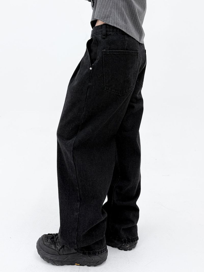 BASIC TWO TUCK BLACK DENIM