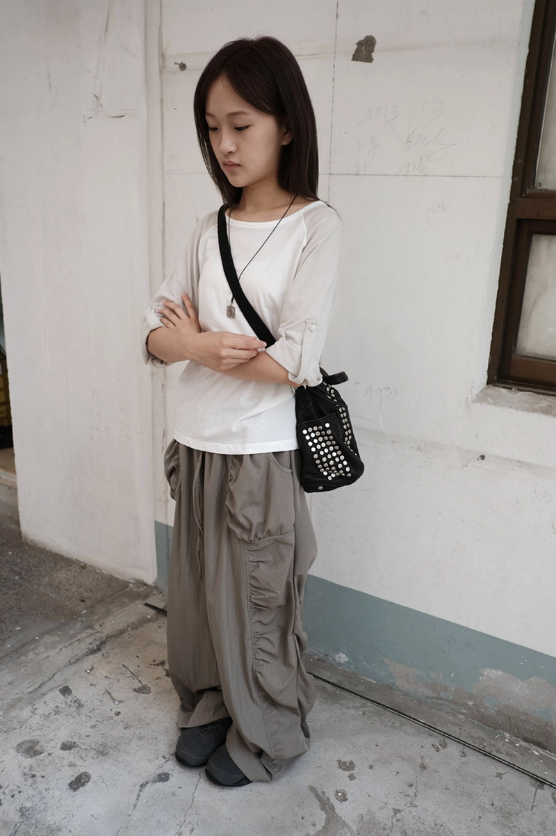 roll-up raglan T (2c)