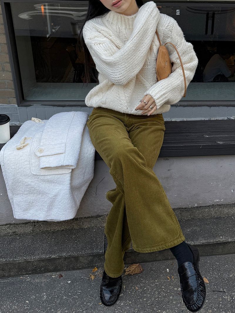 [MADE] MUHR HIGH-NECK CABLE KNIT