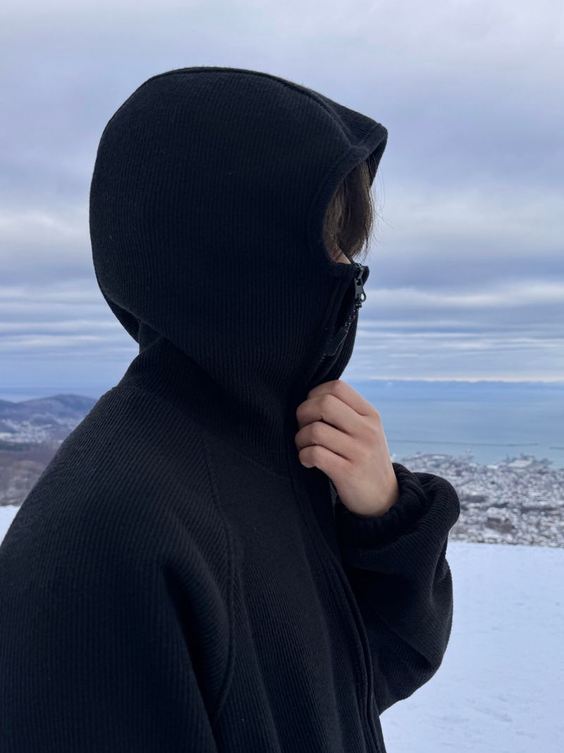 Javelin high face hooded zip-up 2C
