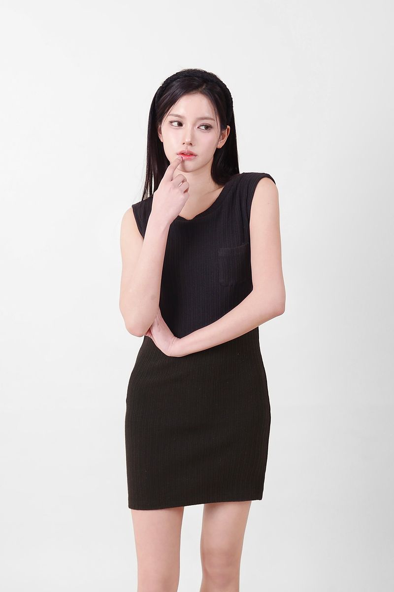 cattline（カトリーヌ）の「Simple Sleeveless Mini Onepiece Black（Dresses）」