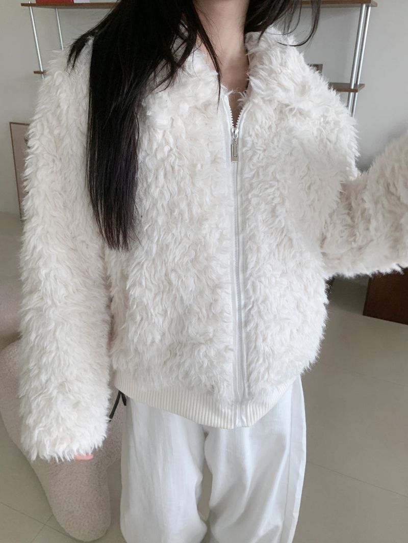 Luv Snowy Collar Fur Zip-Up Jacket