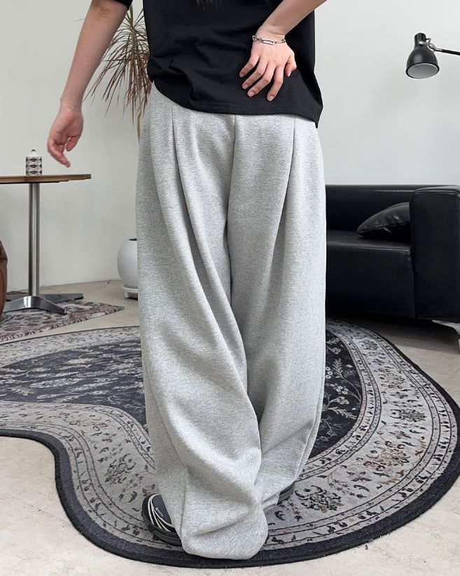 Reden Double Pintuck Sweatpants