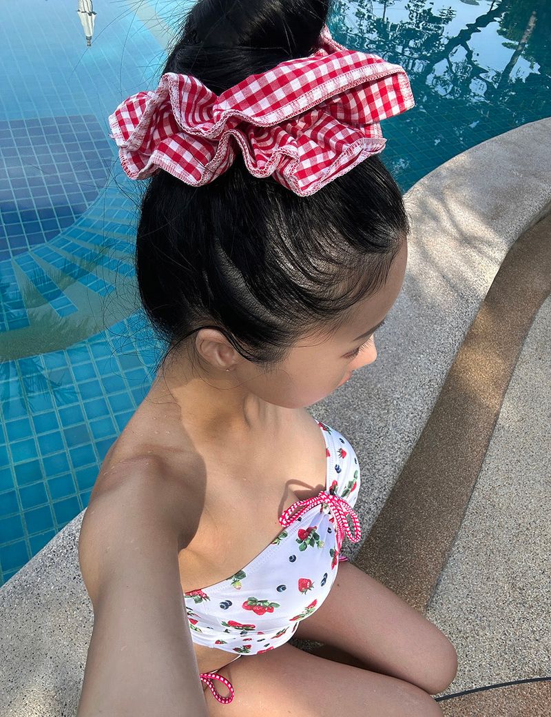 Delight-J（ディライトジェイ）の「Red checkered hair choux tripe scrunchies（Hair Accessories）」