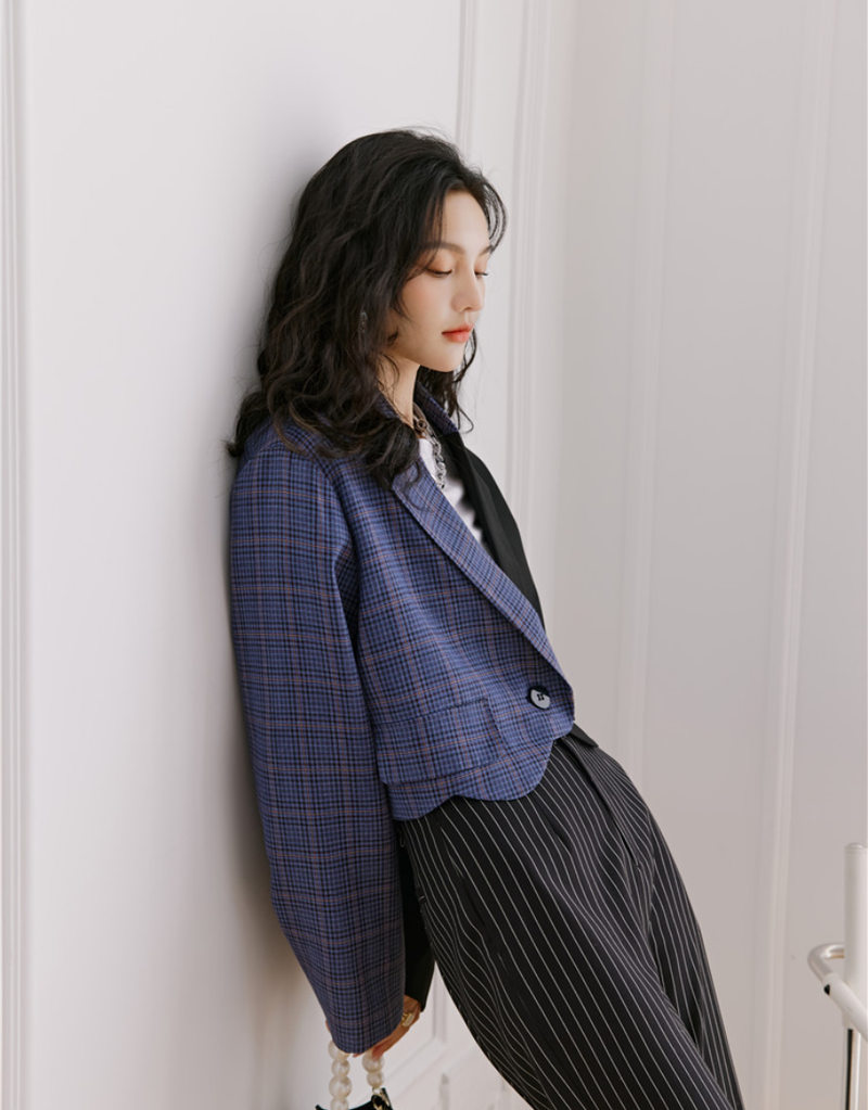 Blue check pattern unbalanced tailored short jacket