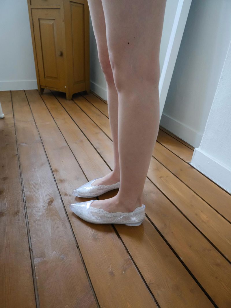 lace line socks