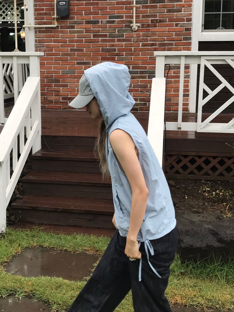 Allen nylon vest