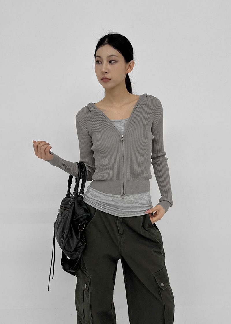 [MADE] Riev Ribbed Knit Zip-Up