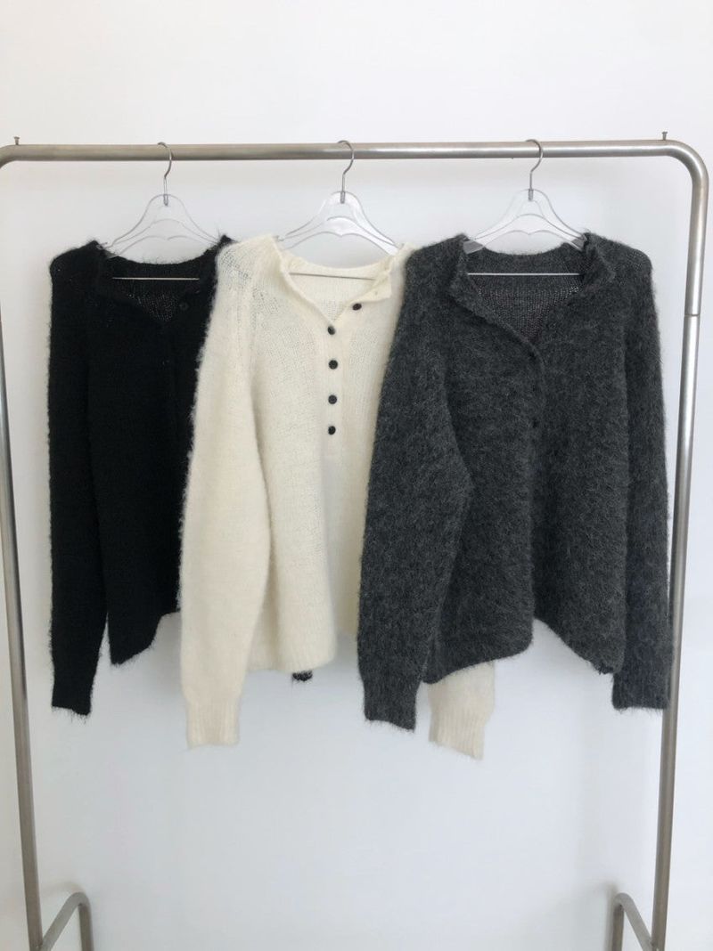 Fluffy henry neck knit