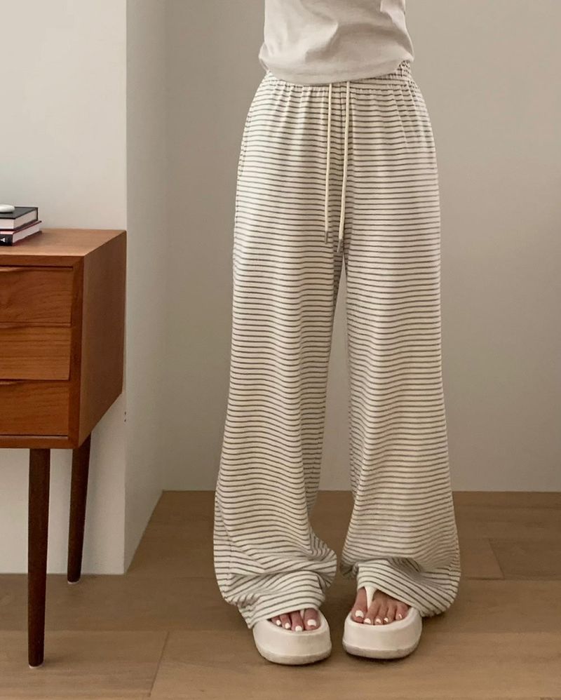 [MADE] Seed, stripe training pants
