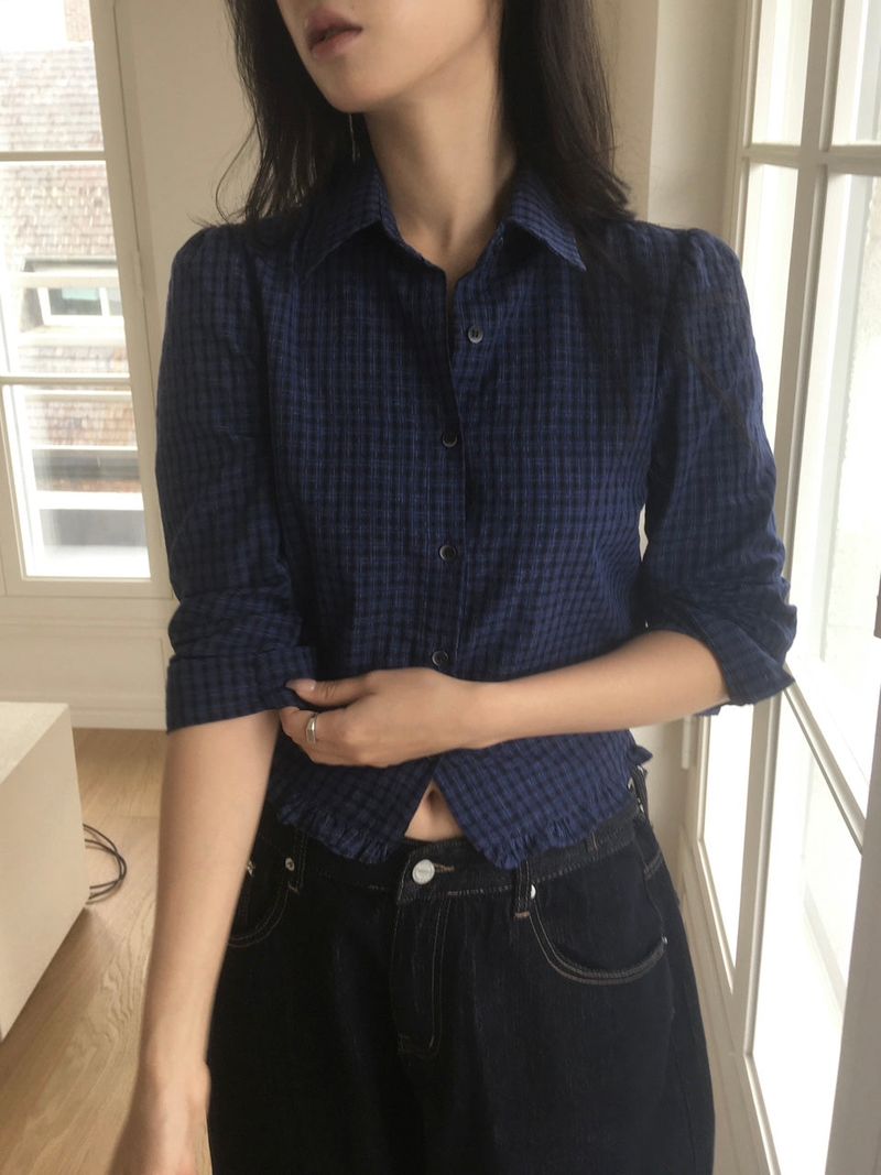 tail plaid ruffle shirt