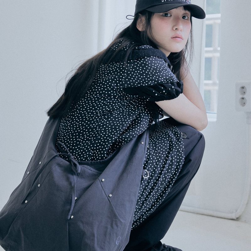 rivet cross bag (charcoal)