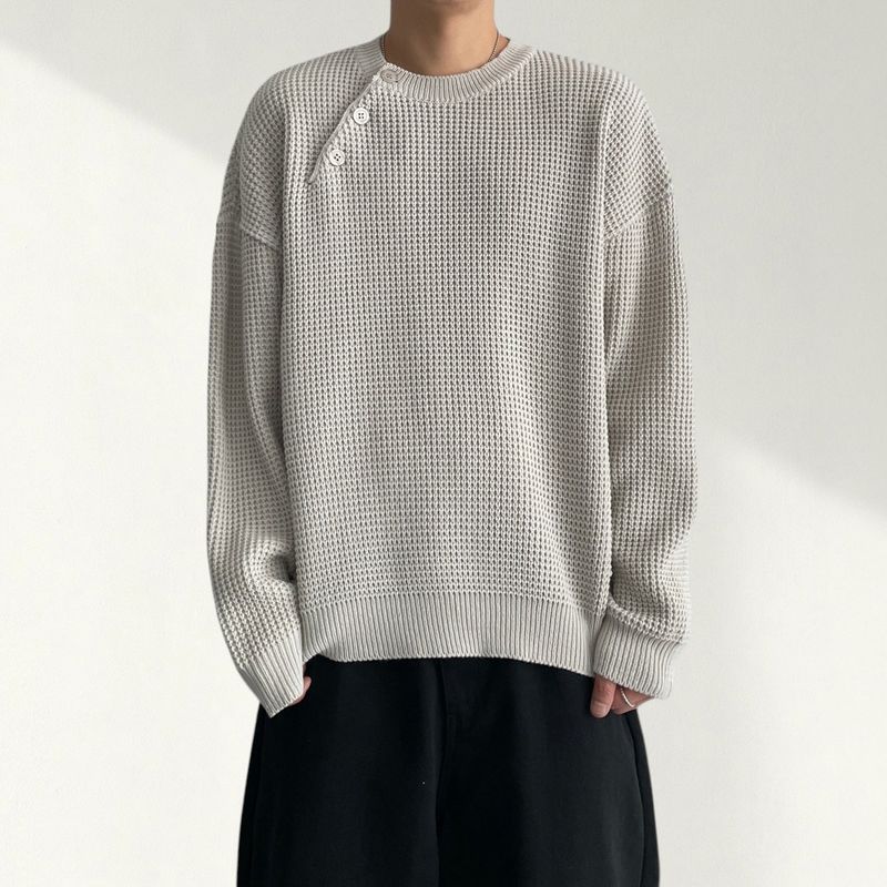 voarc（ボアク）の「Nerly diagonal snap waffle henley neck knit（Tops）」