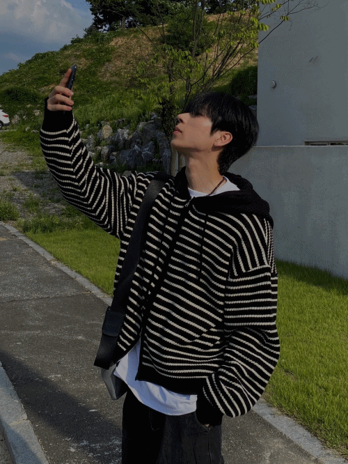 UNAIDUN（アネイダン）の「Stripe knit hooded zip up 3C（Tops）」