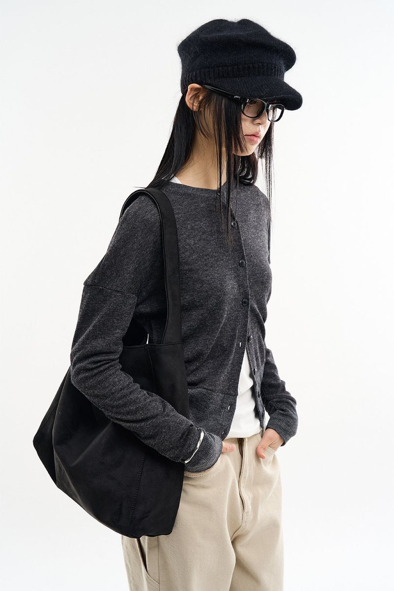 Raucohouse（ラウコハウス）の「Epic suede shoulder bag（Bags）」