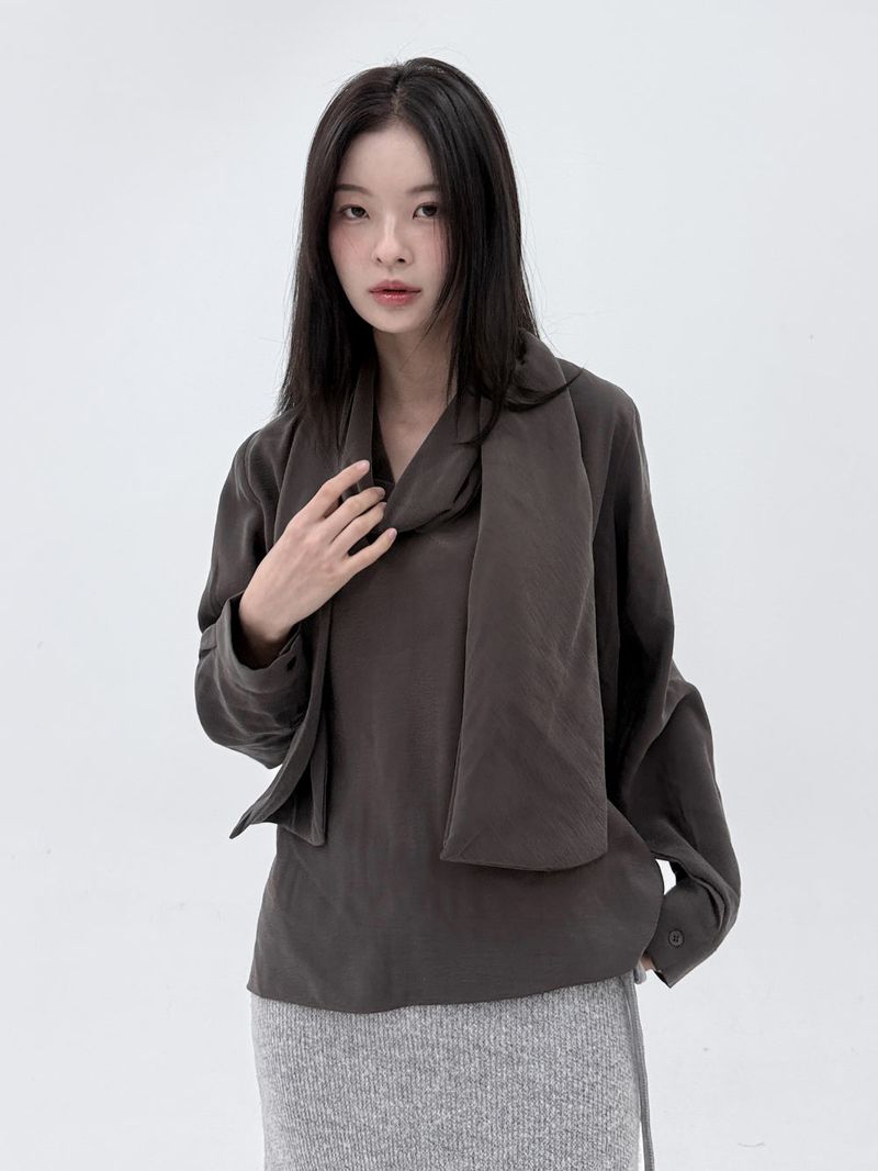  MUFFLER BLEND BLOUSE