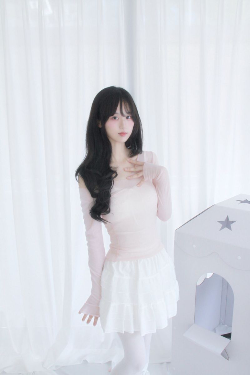 aoyu（アオユ）の「シースルーレイヤードラブリーTシャツ（トップス）」