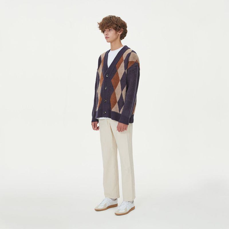 BLONDNINE（ブロンドナイン）の「BRUSHED ARGYLE KNIT CARDIGAN_NAVY（）」