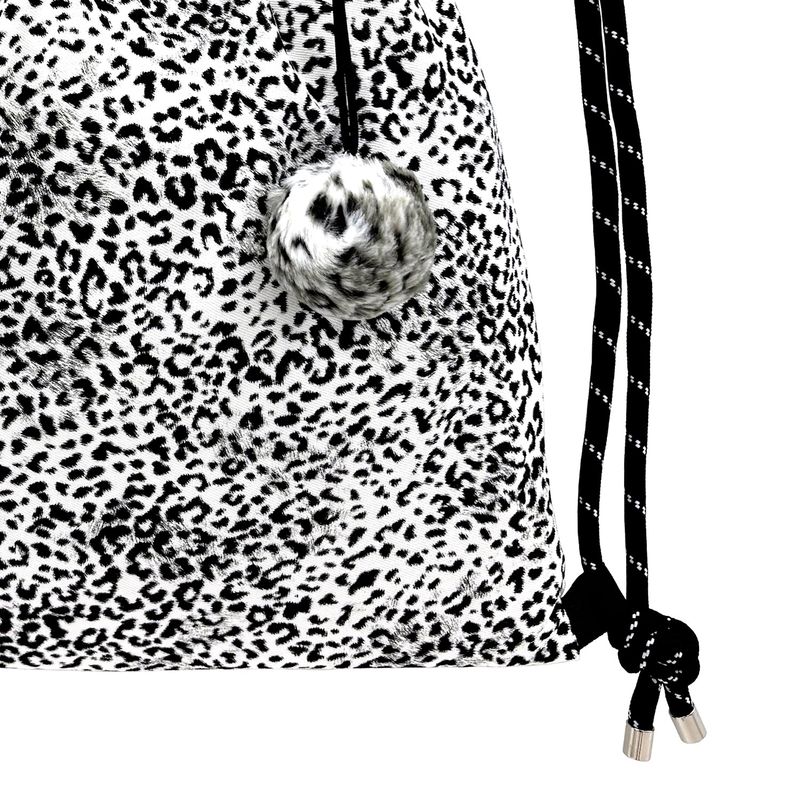 Fur Pompoms Gym Sack [White Leopard]