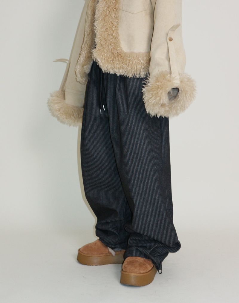 Terry Stripe Banding Carpenter Wide Denim Pants (for all four seasons)