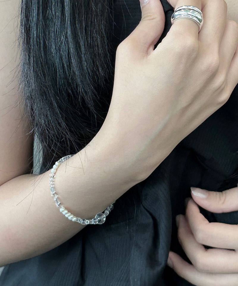 lucent box bracelet