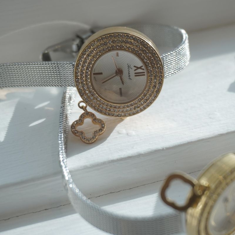 Clover Cham Watch