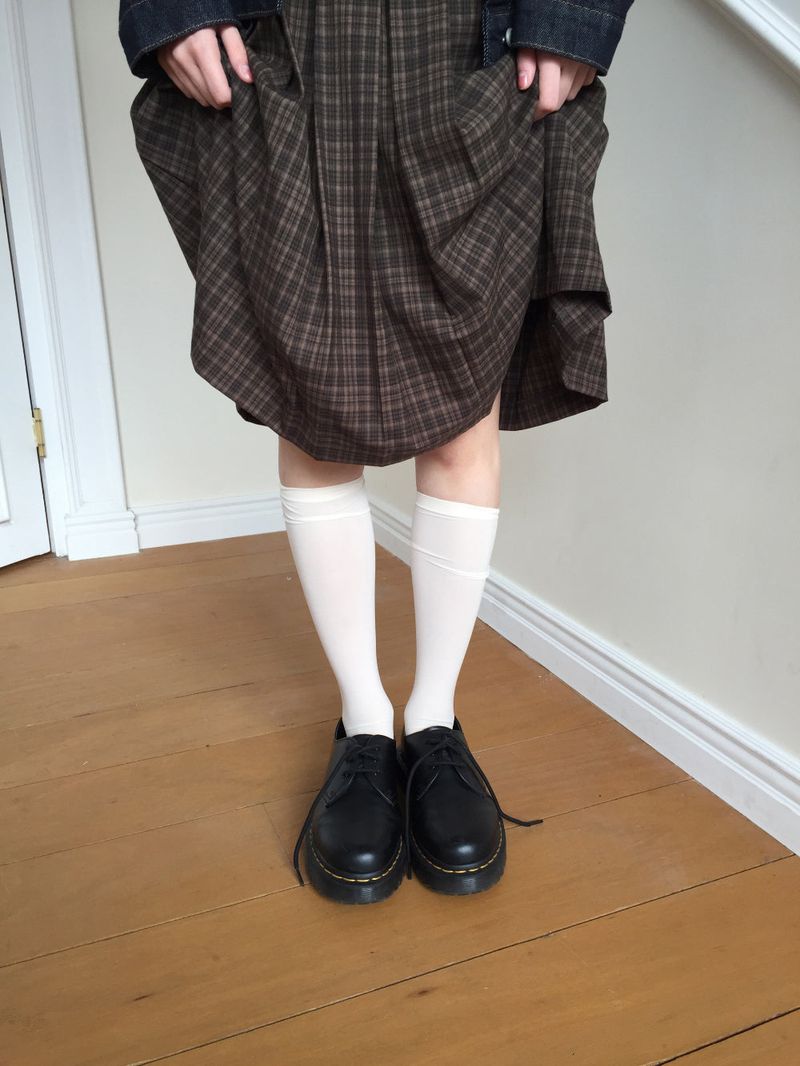 DUGGY(ダギー)の「Torino Silky Knee Socks (2color)(Fashion Accessories)」