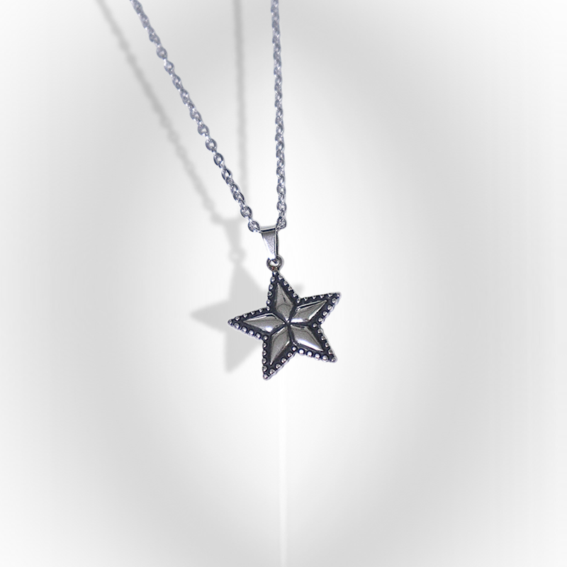 RUNARING（ルナリング）の「peace star nacklace（Accessories）」