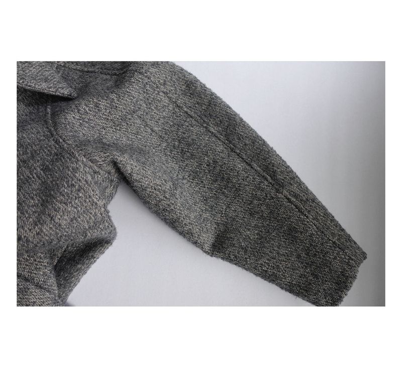 Grain collar raglan coat