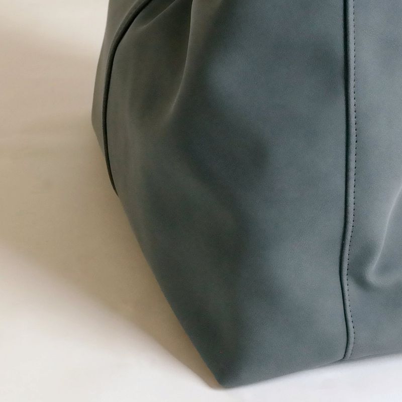 meringue suede navy