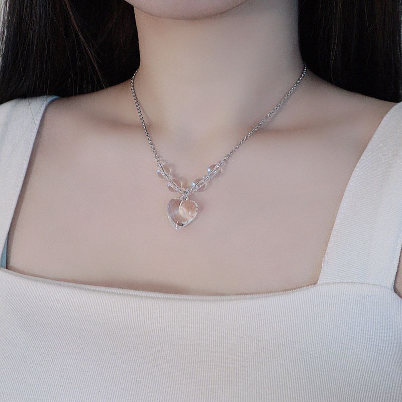 transparent heart bead necklace
